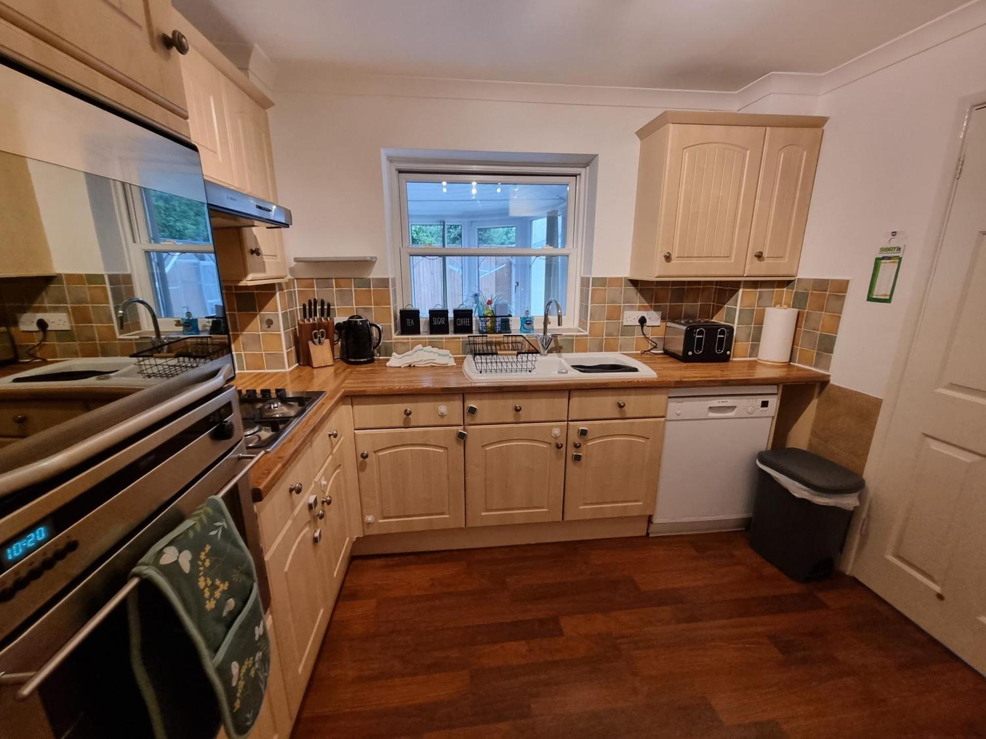 Cooks House By Cliftonvalley Apartments Бристол Екстериор снимка